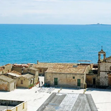 Semesterbostad Kitiya's House *